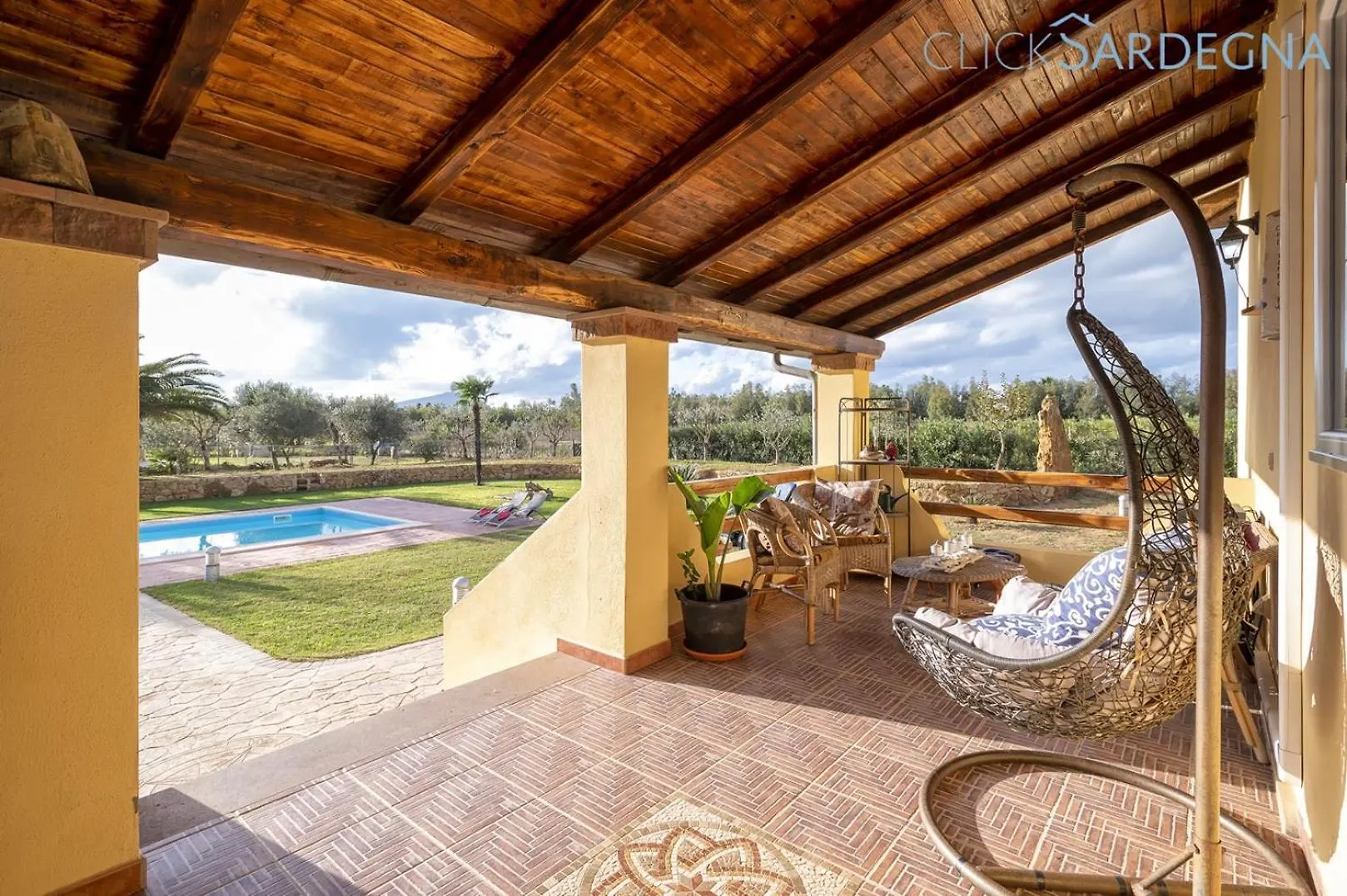 Large Villa Mediterranea In The Heart Of Coral Shore With Swimming Pool Large Garden With Palm Trees Alghero Itália